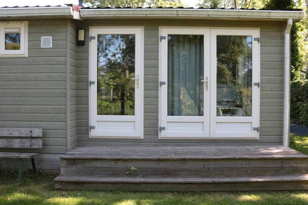 Tzummarum Een Chalet Met Prive Sauna En Tuinヴィラ エクステリア 写真